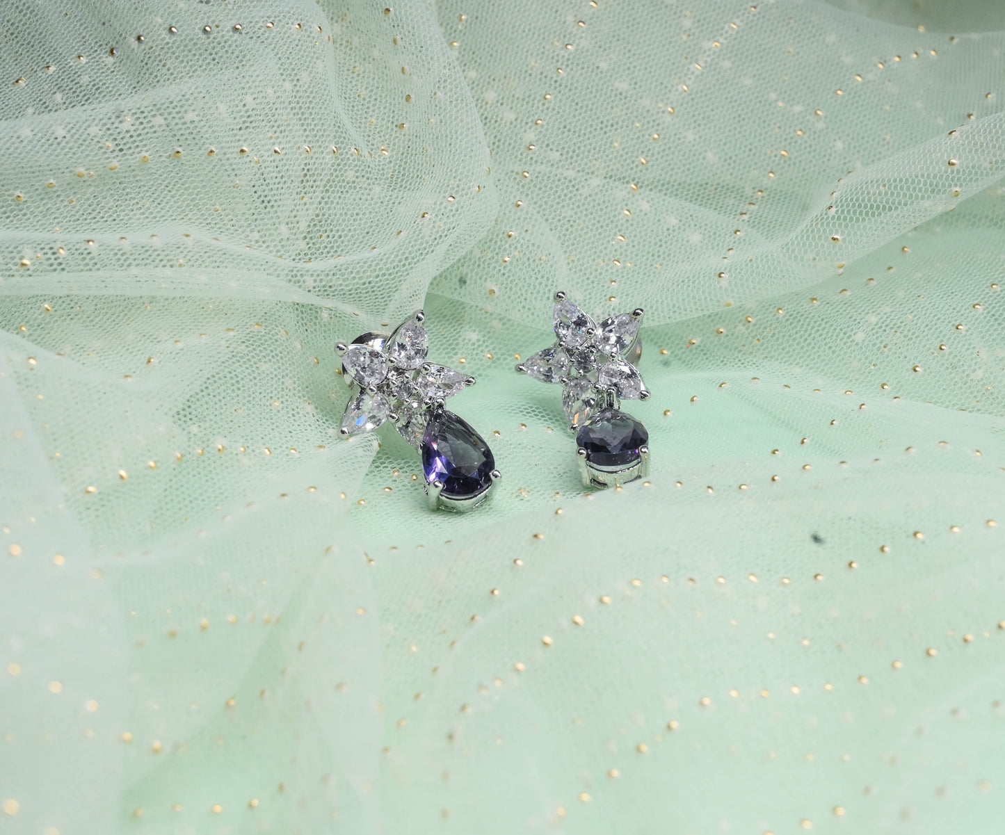 Luxurious Purple Teardrop Floral Pendant Necklace with Earrings