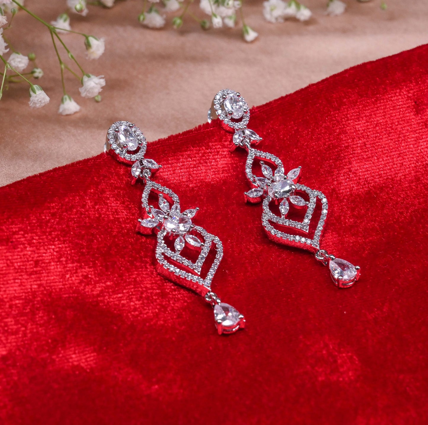 Sophisticated Diamond Grandeur Necklace Set