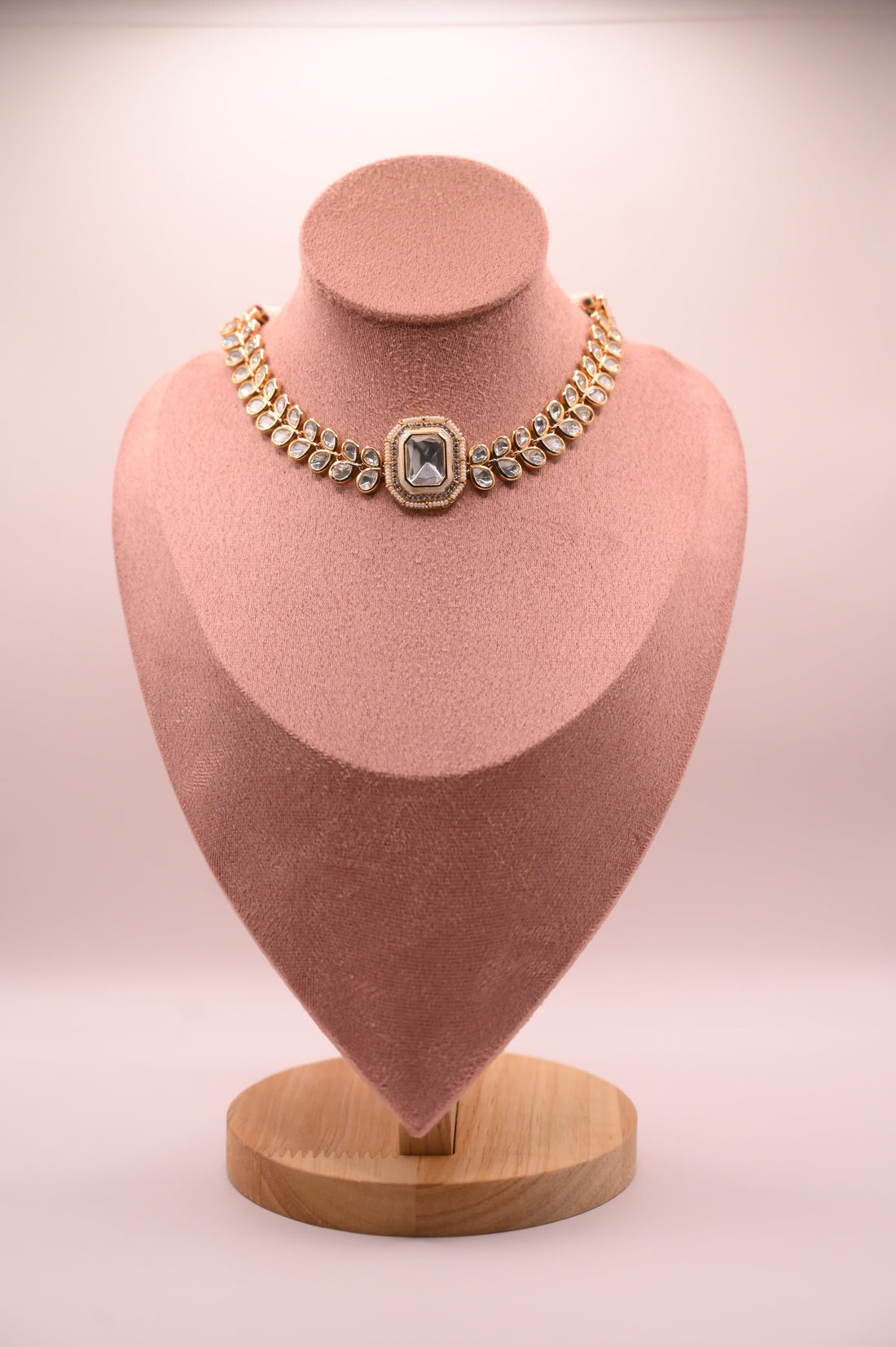 Styling Kundan Necklace Jewelry with Western Outfits
