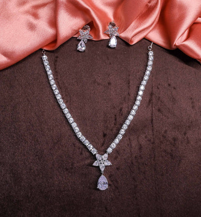 Charming Teardrop Floral Pendant Necklace with Earrings